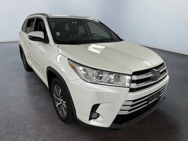2018 Toyota Highlander XLE AWD photo