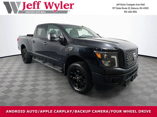 2018 Nissan Titan XD SV 4WD photo