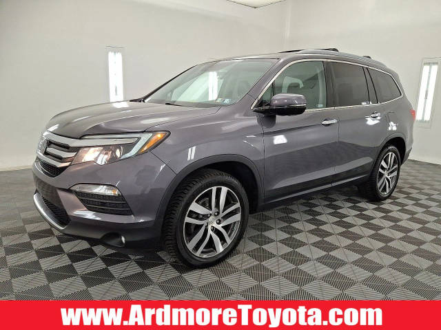 2018 Honda Pilot Touring AWD photo