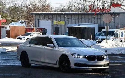 2018 BMW 7 Series 740i xDrive AWD photo