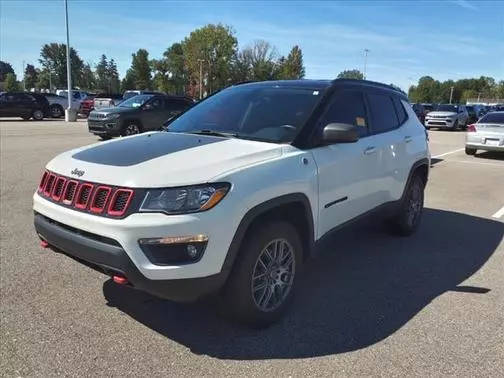 2018 Jeep Compass Trailhawk 4WD photo