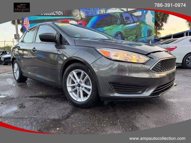 2018 Ford Focus SE FWD photo