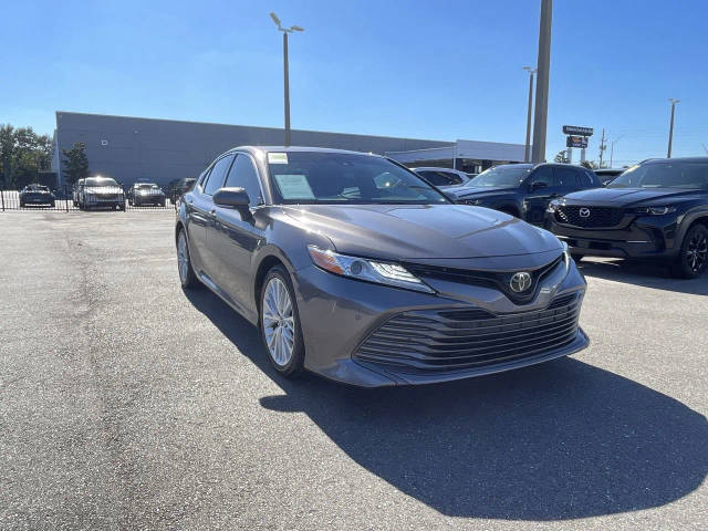 2018 Toyota Camry XLE FWD photo