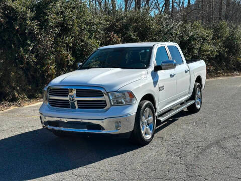 2018 Ram 1500 Big Horn 4WD photo