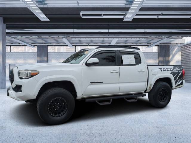 2016 Toyota Tacoma TRD Sport RWD photo