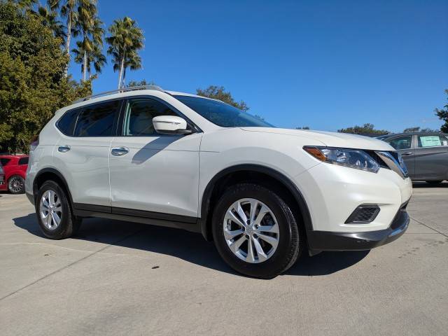 2015 Nissan Rogue SV AWD photo