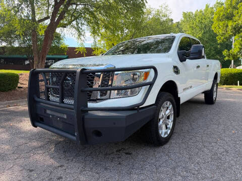 2018 Nissan Titan XD SV 4WD photo