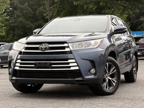 2018 Toyota Highlander LE Plus AWD photo