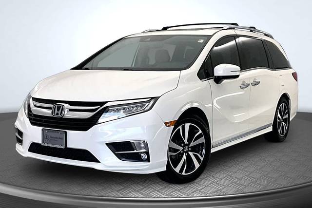 2018 Honda Odyssey Elite FWD photo