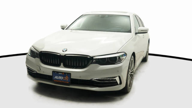 2018 BMW 5 Series 540i RWD photo