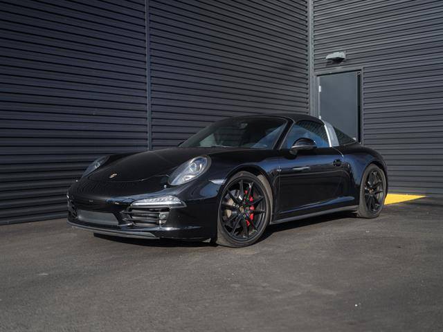 2015 Porsche 911 4S AWD photo