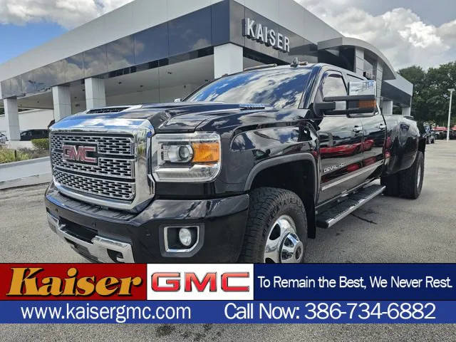 2018 GMC Sierra 3500HD Denali 4WD photo