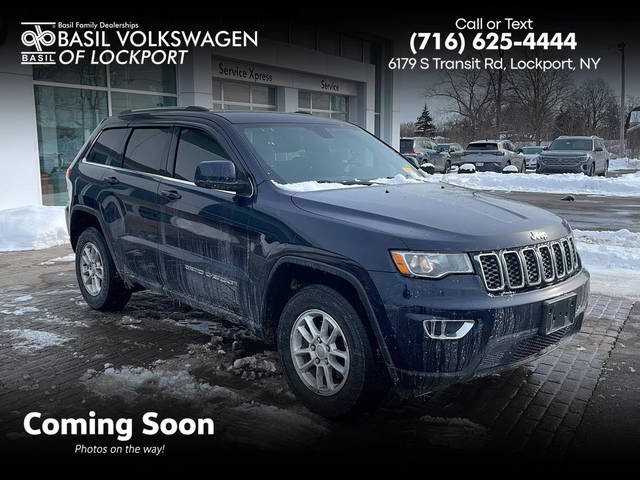 2018 Jeep Grand Cherokee Laredo E 4WD photo