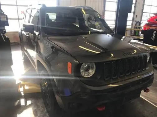 2018 Jeep Renegade Trailhawk 4WD photo