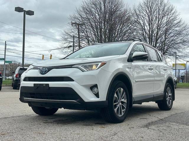 2018 Toyota RAV4 Hybrid XLE AWD photo