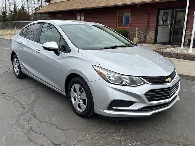 2018 Chevrolet Cruze LS FWD photo
