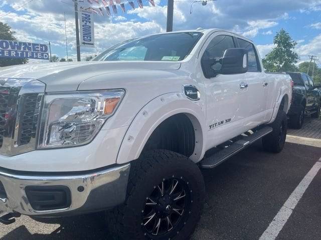 2018 Nissan Titan XD SV 4WD photo