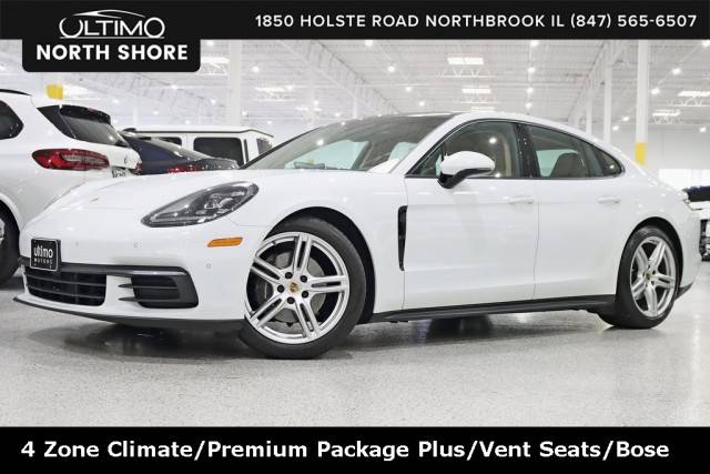 2018 Porsche Panamera 4 AWD photo