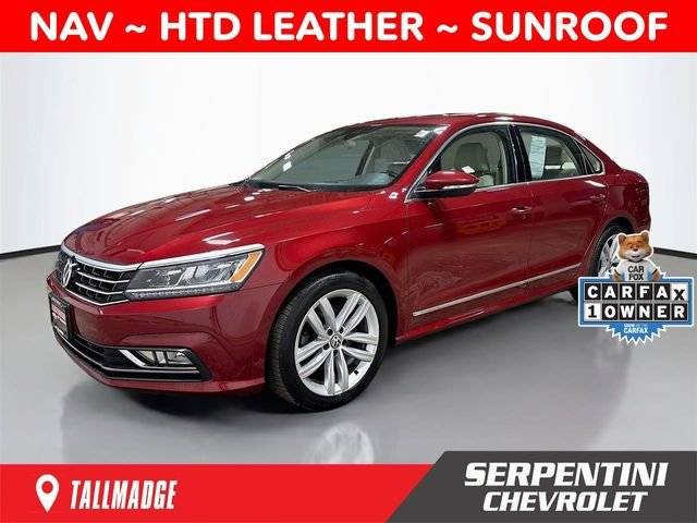 2018 Volkswagen Passat 2.0T SEL Premium FWD photo
