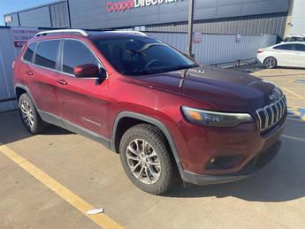 2019 Jeep Cherokee Latitude Plus 4WD photo