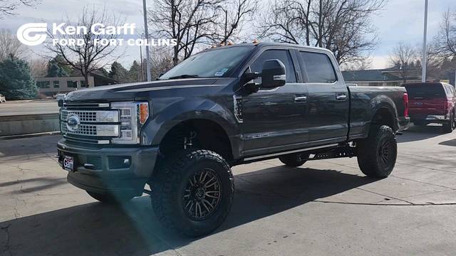 2018 Ford F-250 Super Duty Platinum 4WD photo