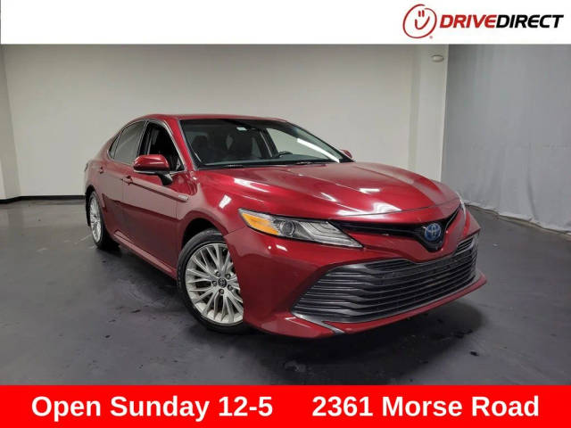 2018 Toyota Camry Hybrid XLE FWD photo
