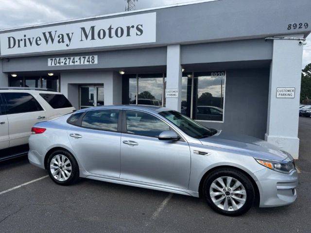 2017 Kia Optima LX FWD photo