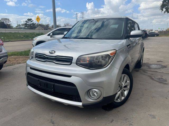 2017 Kia Soul + FWD photo