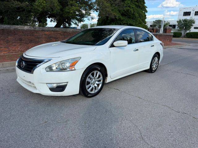 2015 Nissan Altima 2.5 S FWD photo