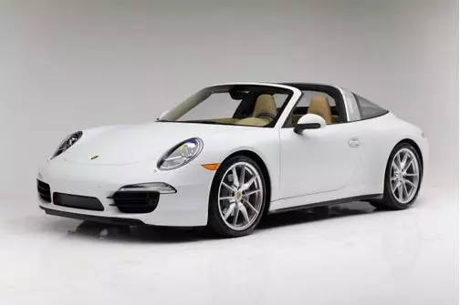 2016 Porsche 911 4S AWD photo