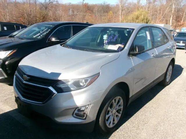 2018 Chevrolet Equinox LS AWD photo