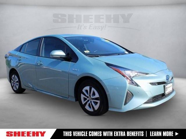 2018 Toyota Prius Four FWD photo