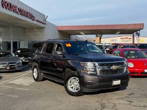 2016 Chevrolet Suburban LT 4WD photo