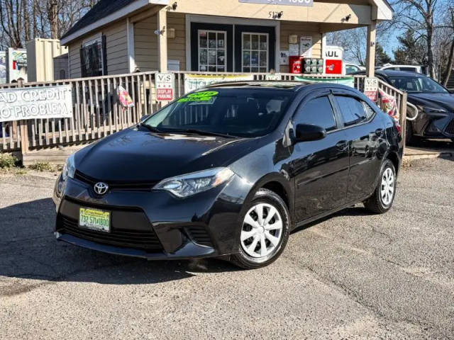2015 Toyota Corolla L FWD photo