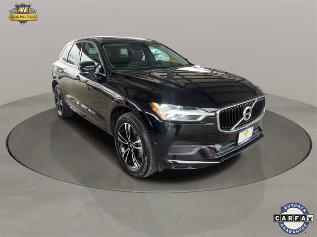 2018 Volvo XC60 Momentum AWD photo