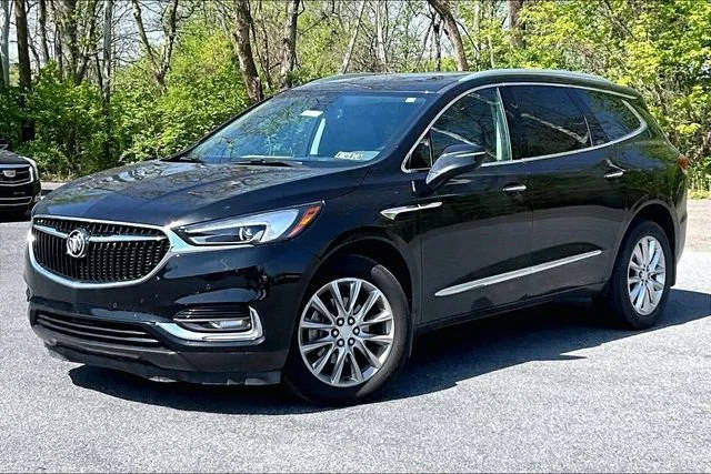 2018 Buick Enclave Premium AWD photo