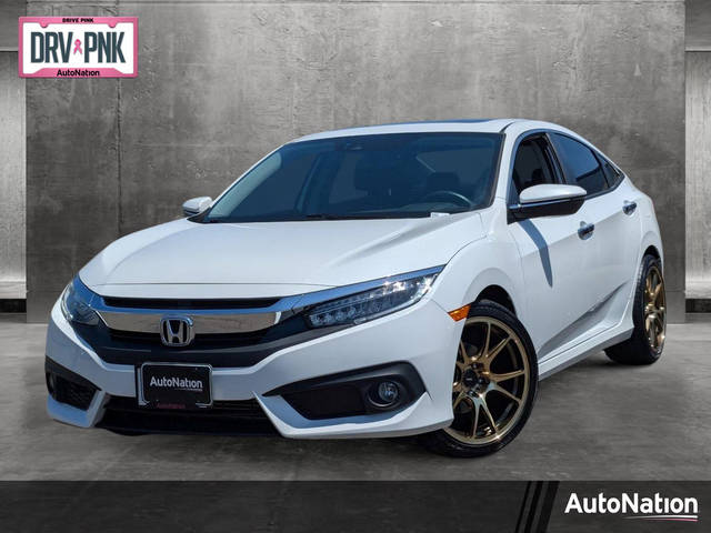 2018 Honda Civic Touring FWD photo