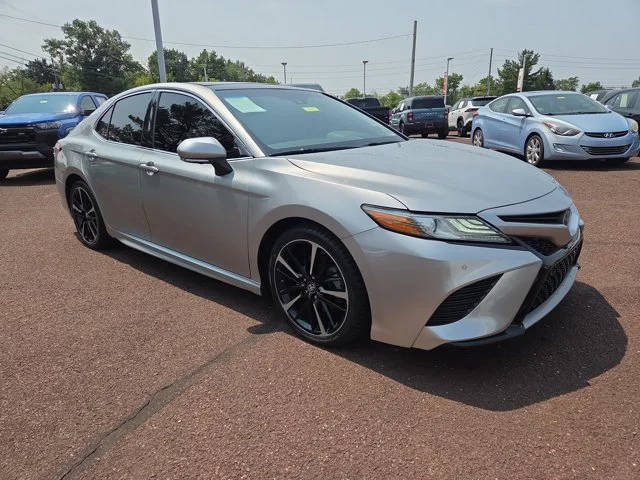 2018 Toyota Camry XSE V6 FWD photo