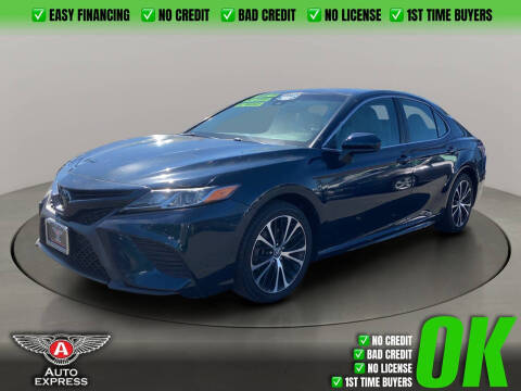 2018 Toyota Camry SE FWD photo