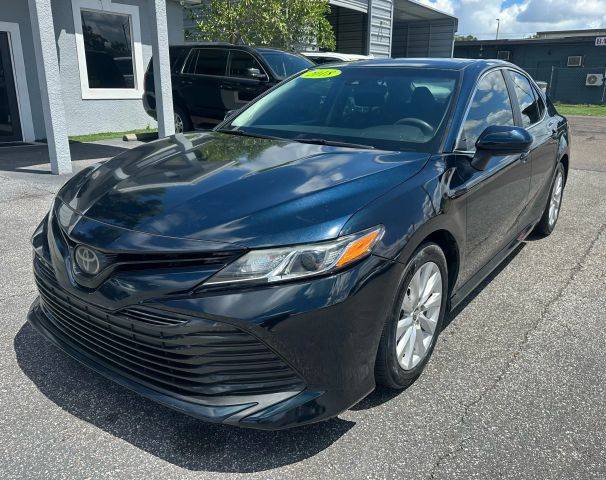 2018 Toyota Camry LE FWD photo