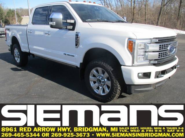 2018 Ford F-350 Super Duty Platinum 4WD photo