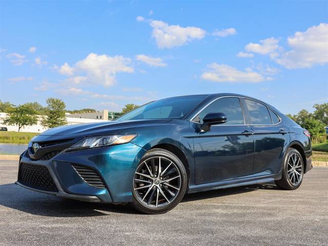 2018 Toyota Camry SE FWD photo