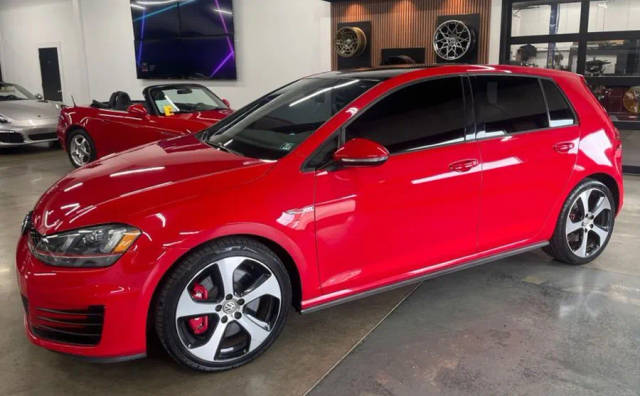 2017 Volkswagen Golf GTI Autobahn FWD photo