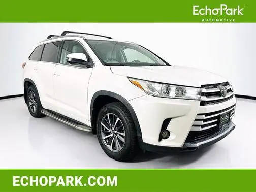2018 Toyota Highlander XLE AWD photo