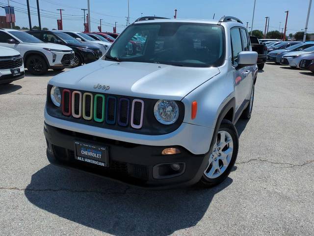 2017 Jeep Renegade Latitude FWD photo