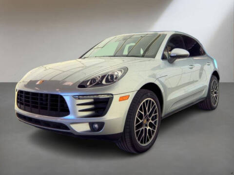 2018 Porsche Macan AWD photo