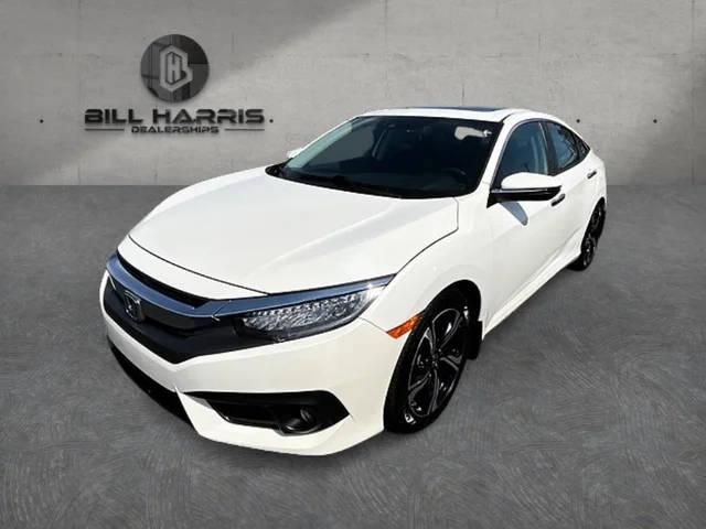 2018 Honda Civic Touring FWD photo