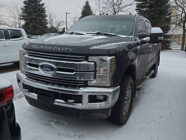 2018 Ford F-350 Super Duty LARIAT 4WD photo