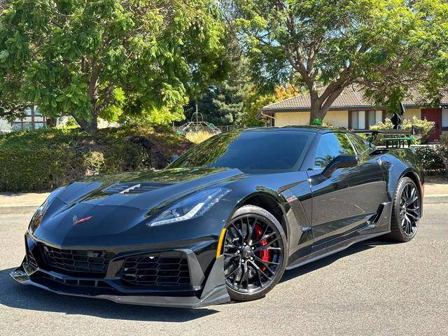 2019 Chevrolet Corvette Z06 2LZ RWD photo