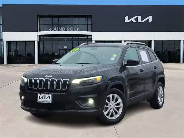 2019 Jeep Cherokee Latitude FWD photo